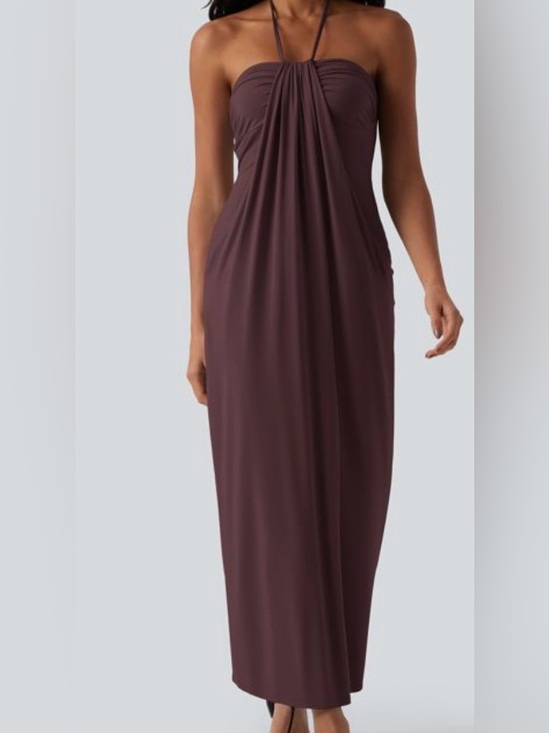 HALARA Dresses & Skirts - Halara Halter Tie Back Maxi Dress with Pockets
